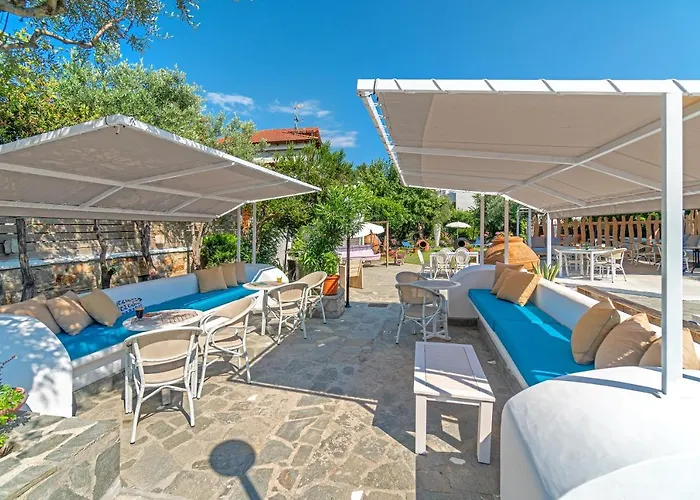 Lido Hotel 2*